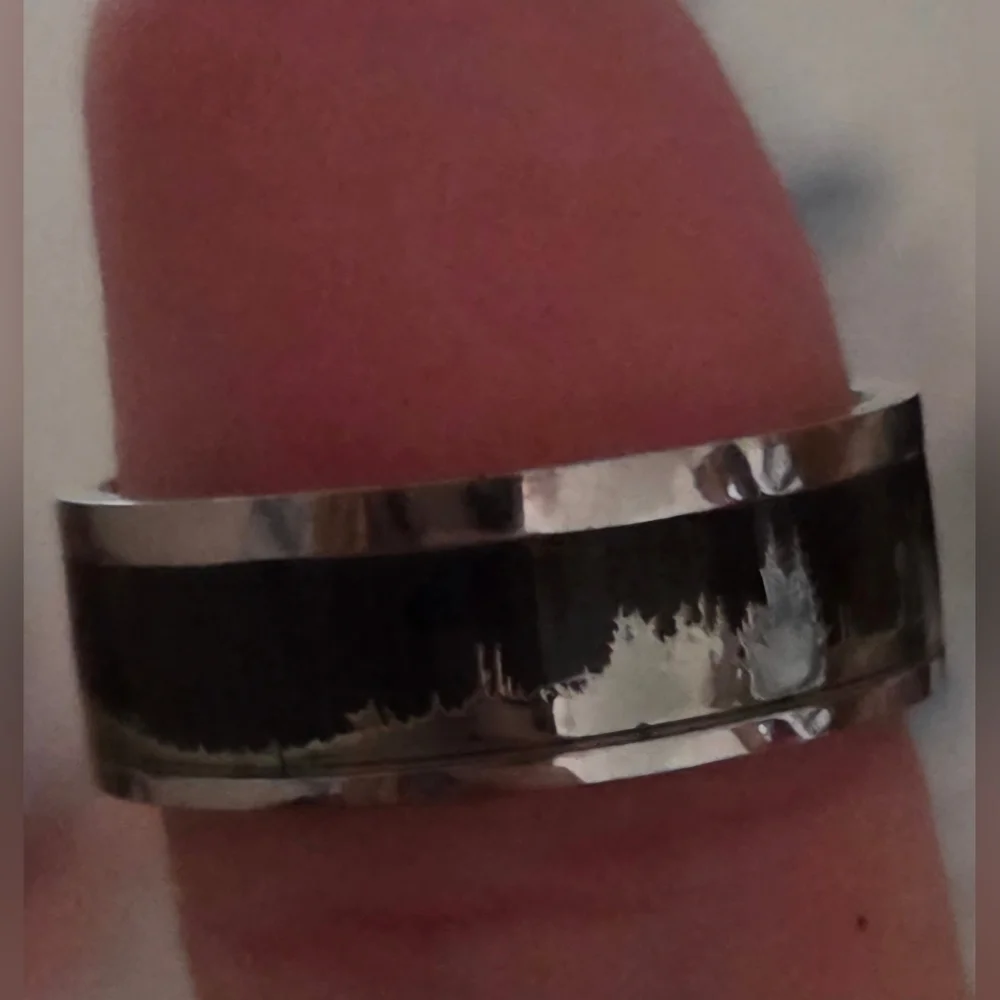 Men's Black and Silver Ring - Picture 4 of 6